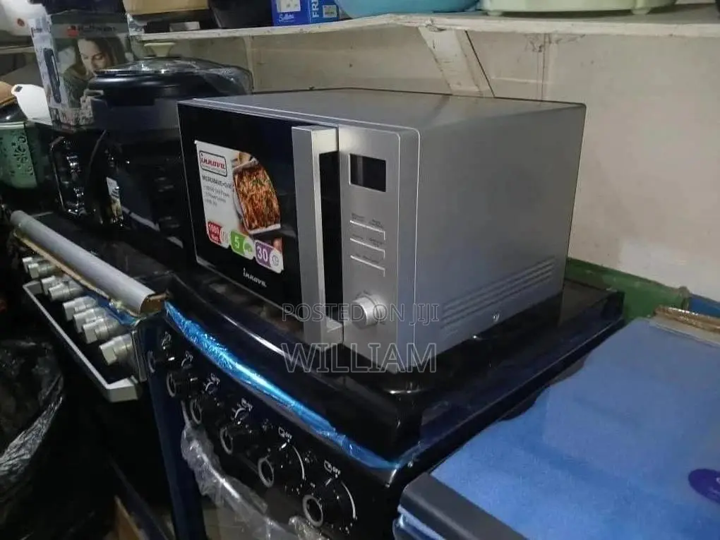 Affordable Innova Microwave With a Capacity of 30 Litres 2 in 1
