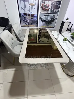 6 Seater Glass Top Dining Table With Storage Base