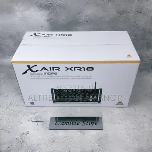 Beringer XAir Xr18