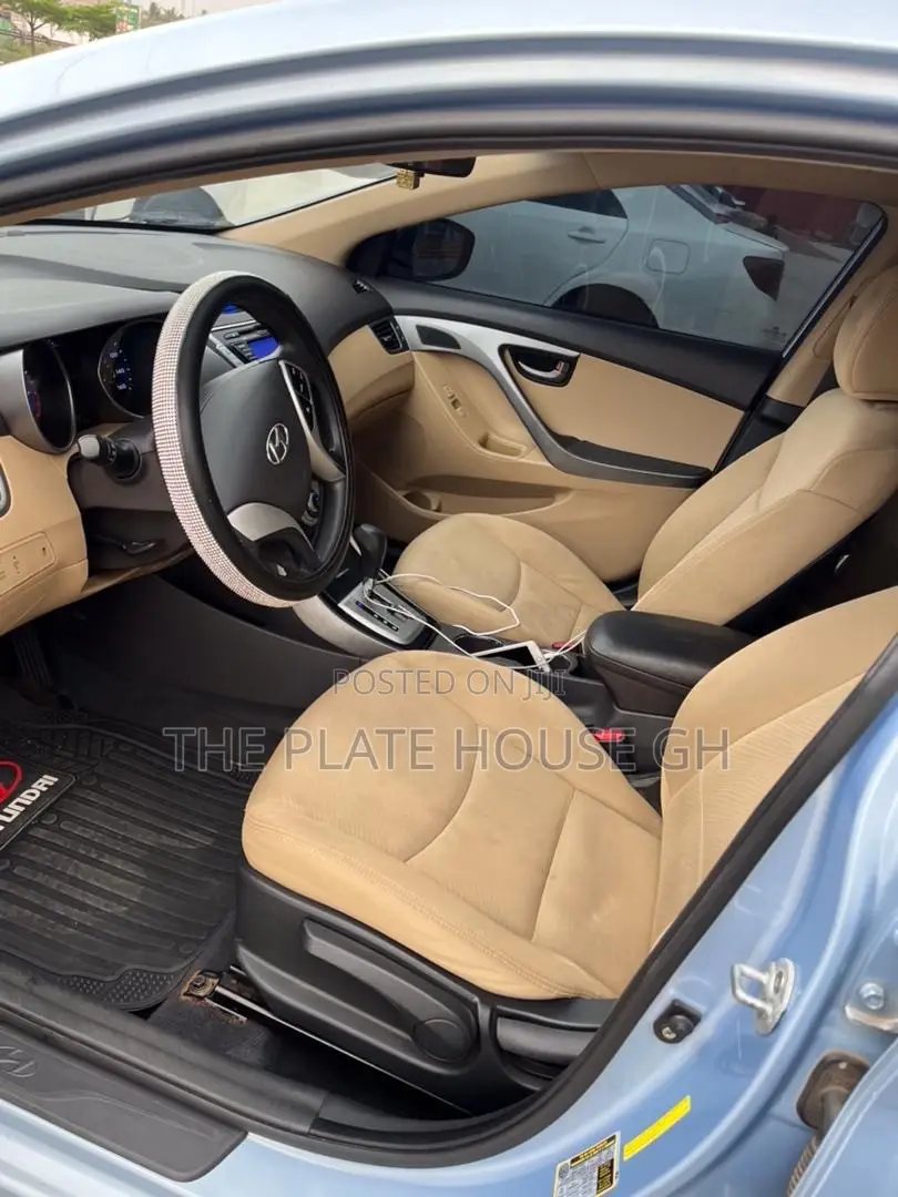 Hyundai Elantra Limited Sedan FWD (1.8L 4cyl 6A) 2013 Blue