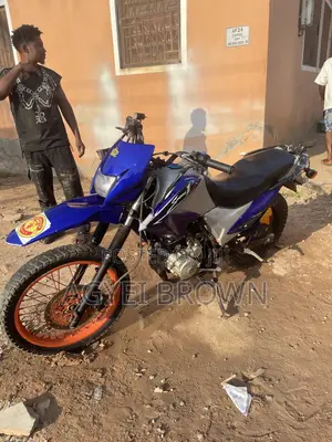 Royal Motorcycle 2018 Blue