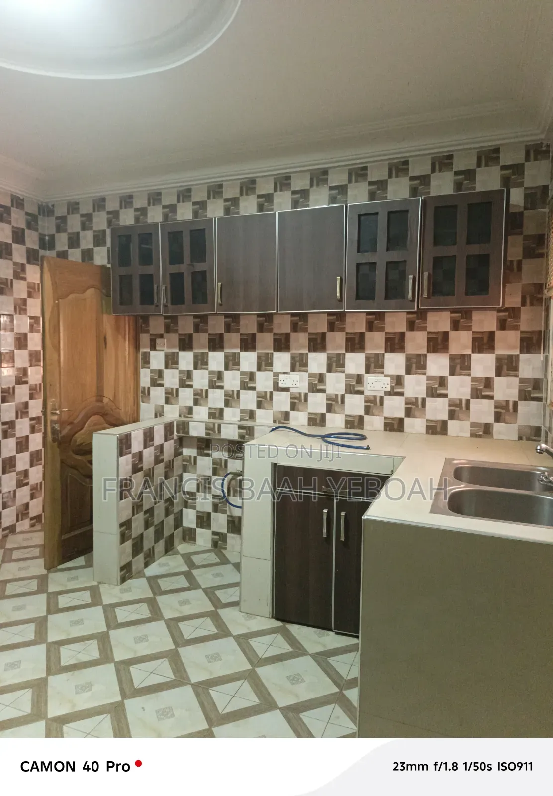 3bdrm Apartment in Shining Star Real, Awutu Senya West for rent