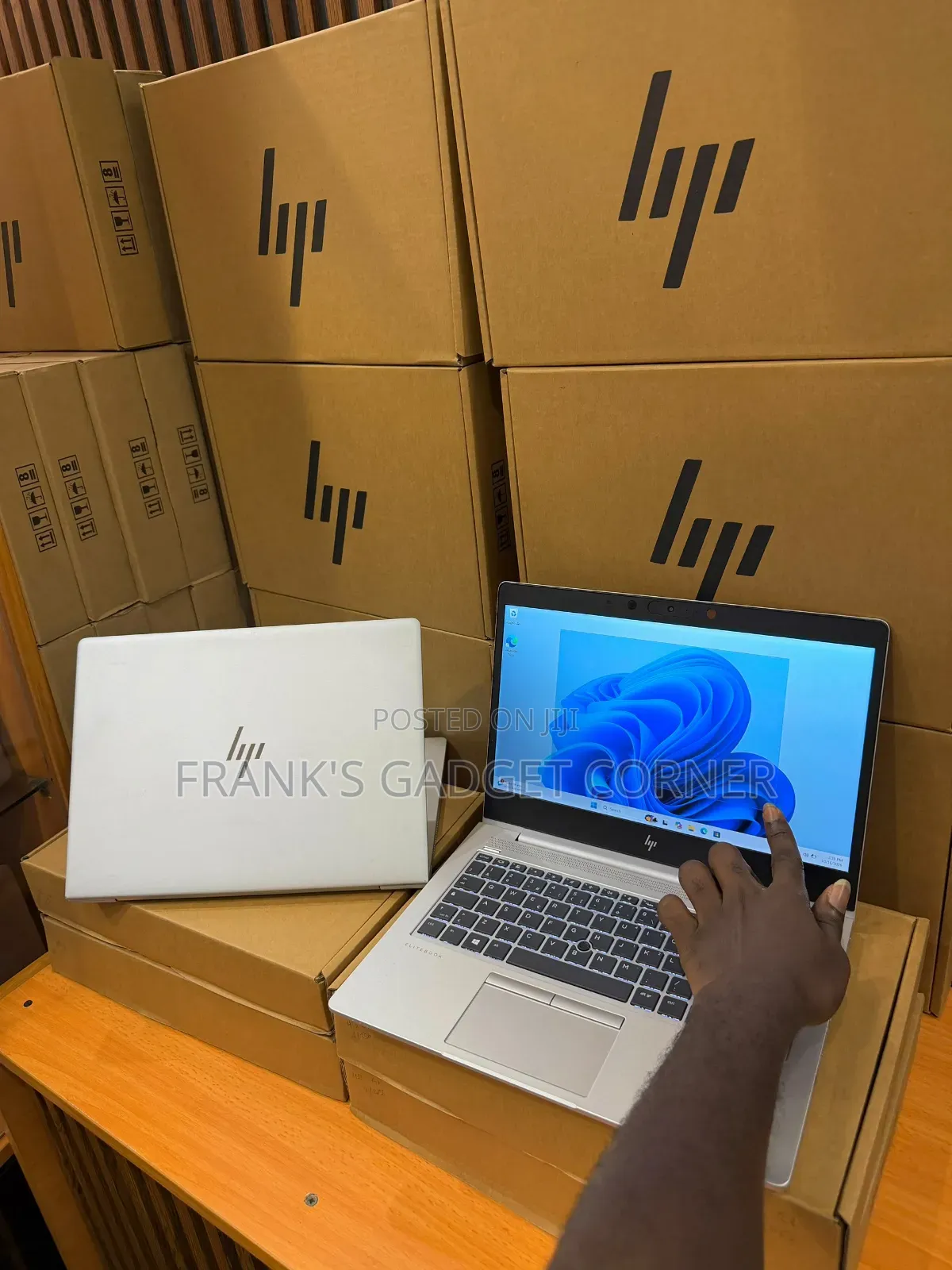 New Laptop HP EliteBook 830 G5 8GB Intel Core i5 SSD 256GB