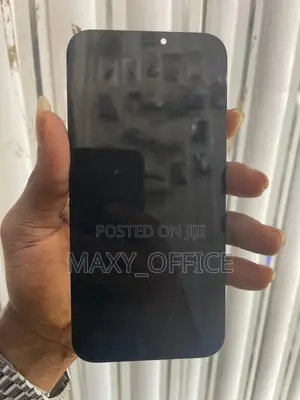 iCloud Screen for iPhone 14 Pro Max