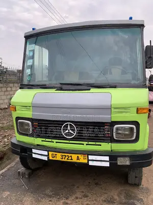 Mercedes-Benz Sprinter 1980 Green