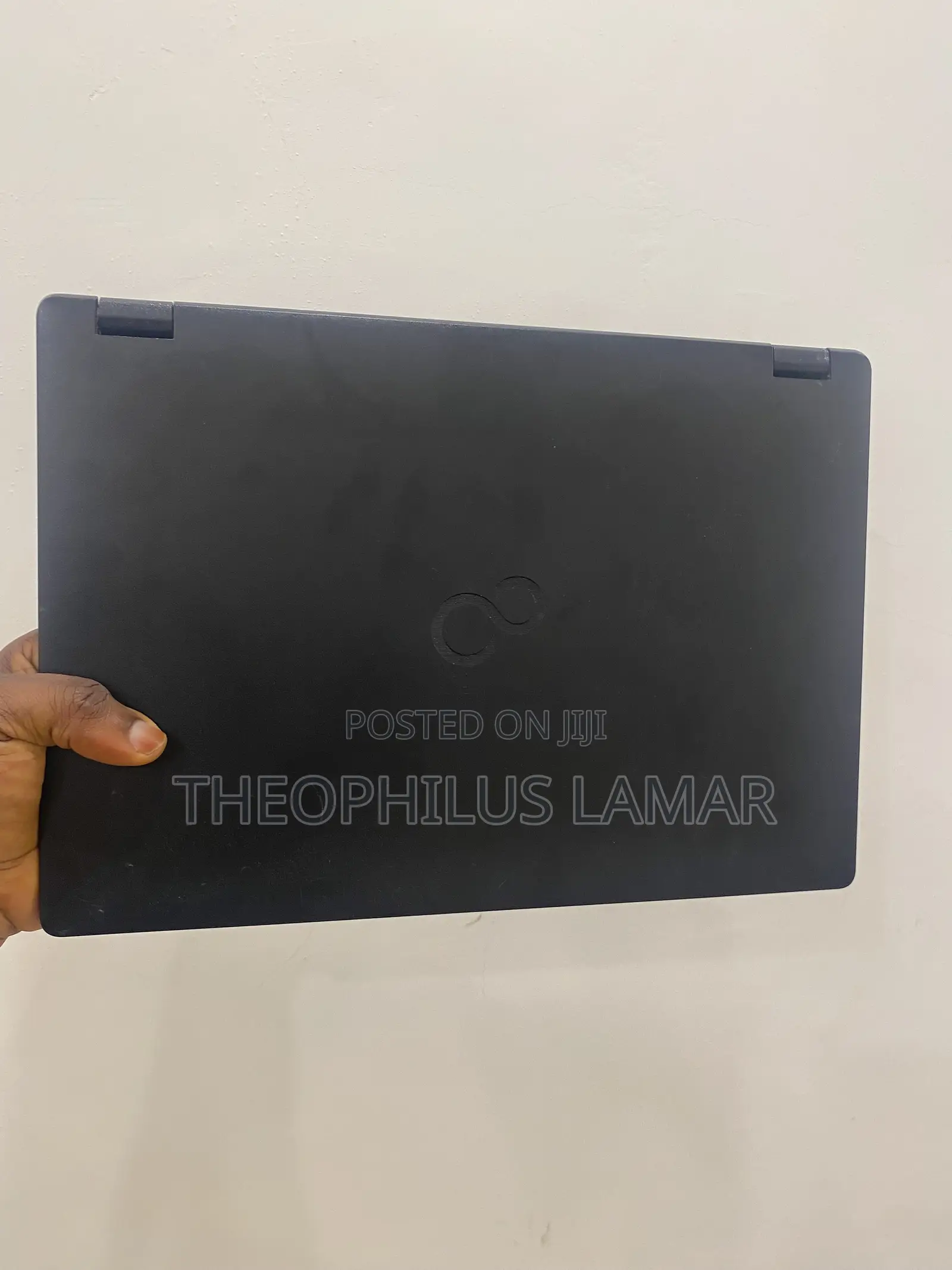 New Laptop Fujitsu Lifebook E5410 8GB Intel Core i5 SSD 256GB