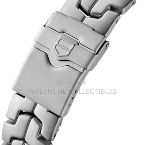 TAG HEUER Formula 1 × Senna Chronograph Gent's Watch 44mm Case Size.