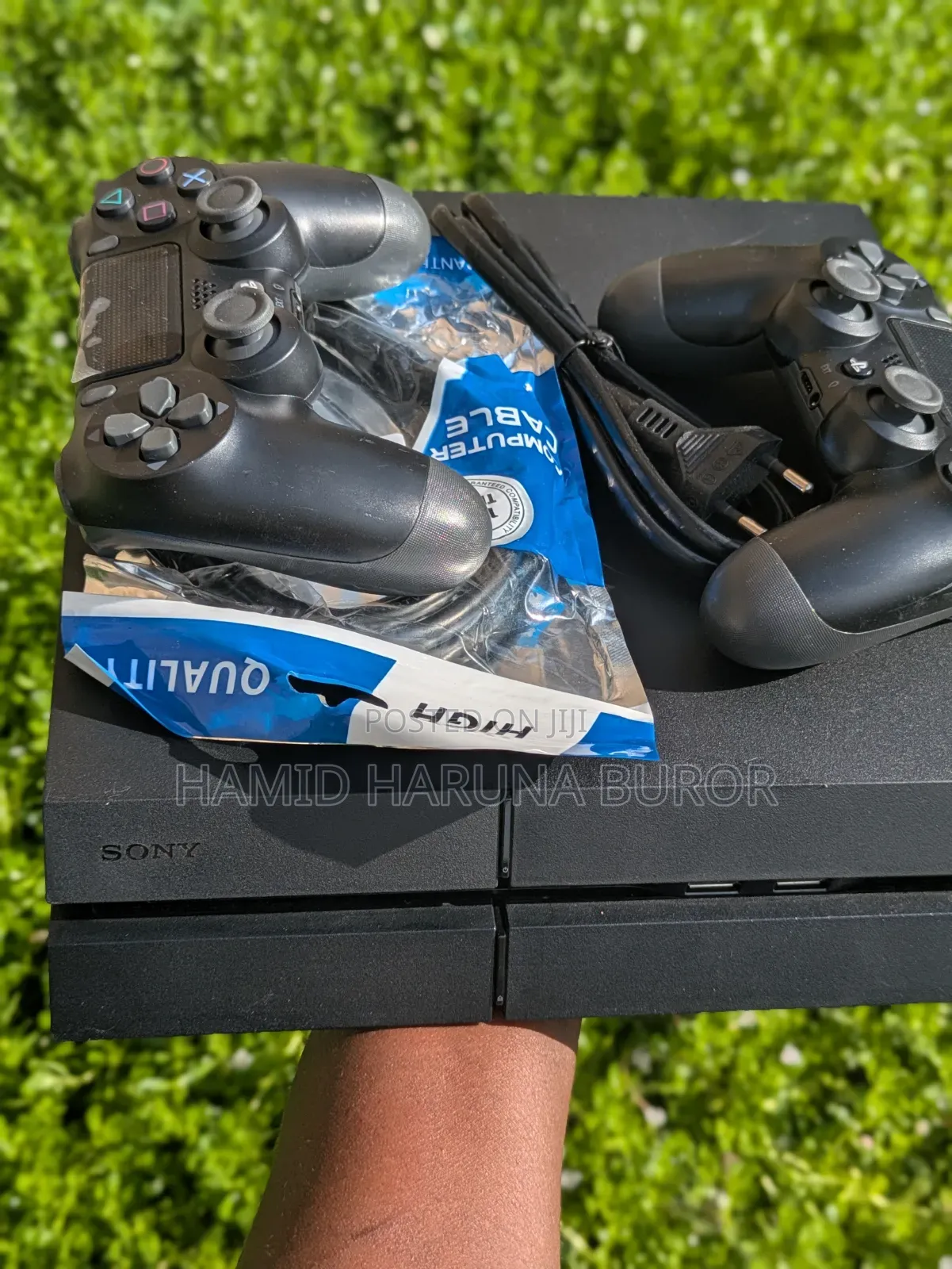 PS4 Standard Anti Scratch (Jailbreak With Two Controllers )