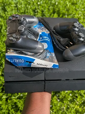 PS4 Standard Anti Scratch (Jailbreak With Two Controllers )