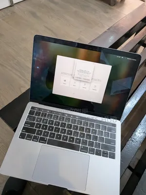 Laptop Apple MacBook Pro 2019 8GB Intel Core i5 SSD 256GB