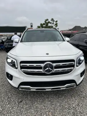 Mercedes-Benz GLB-Class GLB 250 4MATIC 2023 White