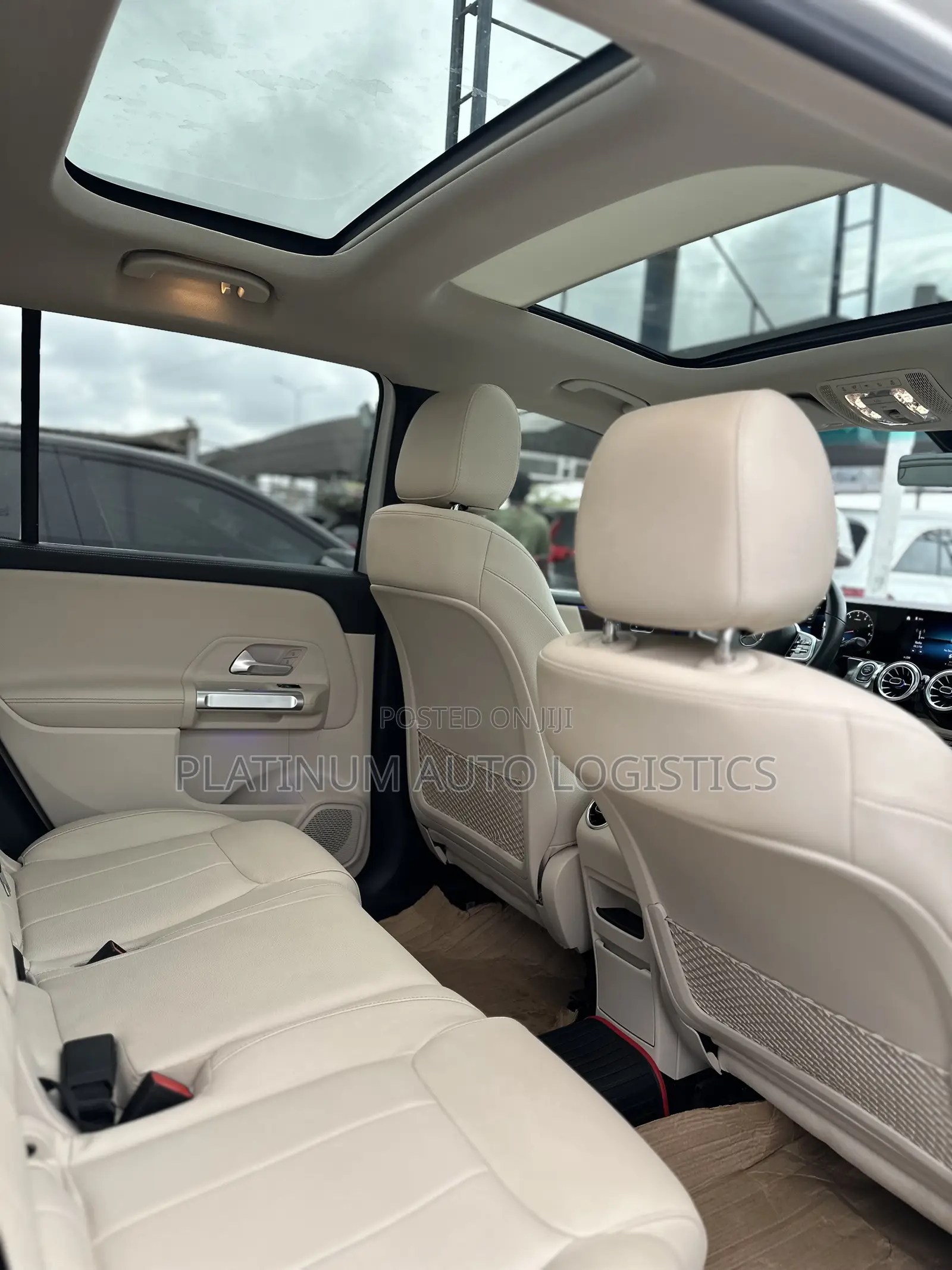 Mercedes-Benz GLB-Class GLB 250 4MATIC 2023 White