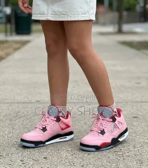 Jordan Retro 4 Pink