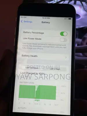 Apple iPhone 6s 64 GB Gray