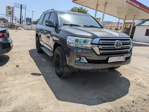 Toyota Land Cruiser 4.5 V8 GXR 2013 Gray