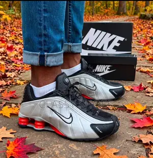 Nike Shox R4 White/Black University Red