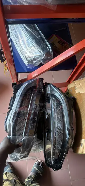 Honda Civic 2016-2022 Headlights (LED)