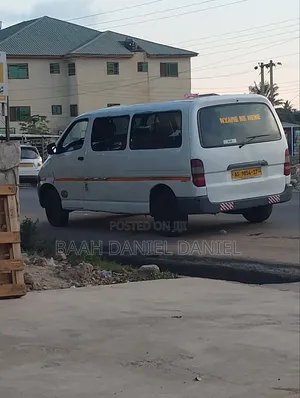 Toyota HiAce 2008 White
