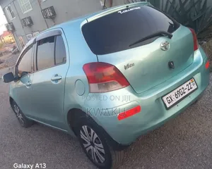 Toyota Vitz 2010 Green