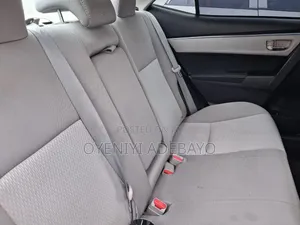 Toyota Corolla 2016 Silver