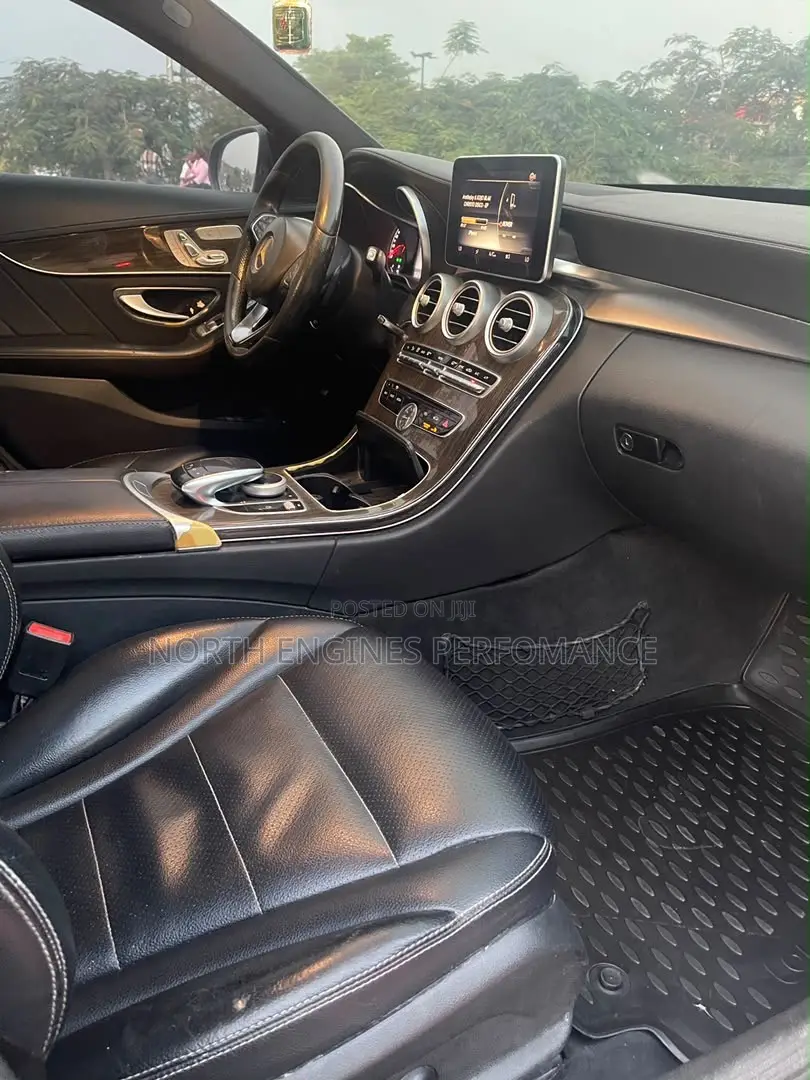 Mercedes-Benz C300 Luxury 4Matic Sedan AWD (2.0L 4cyl 7A) 2016 Black