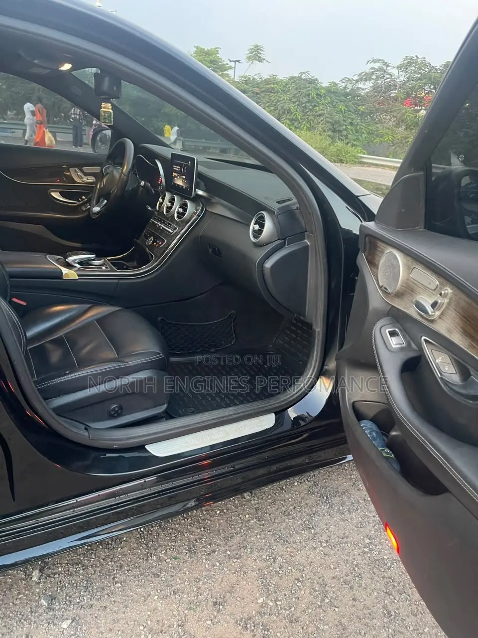 Mercedes-Benz C300 Luxury 4Matic Sedan AWD (2.0L 4cyl 7A) 2016 Black