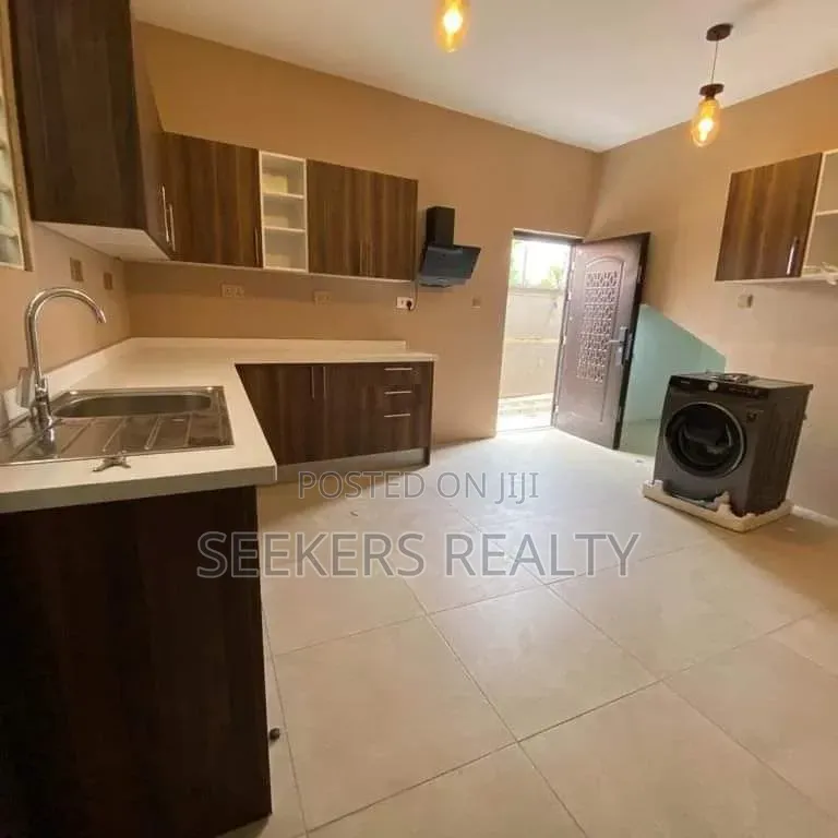 2bdrm House in Seekers Realty, UPSA Area for rent