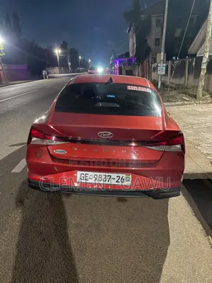 Hyundai Elantra 2021