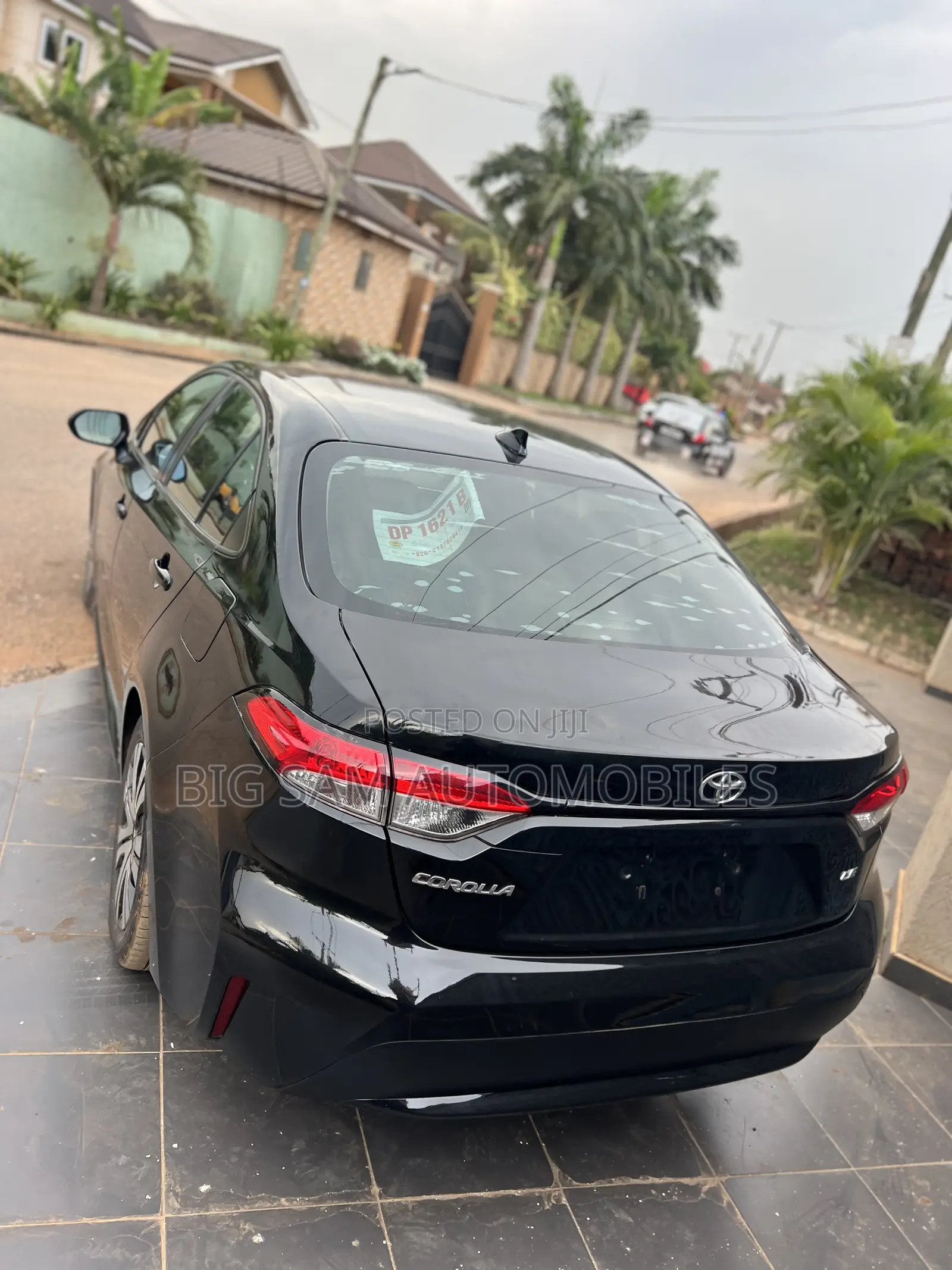 Toyota Corolla LE 2021 Black