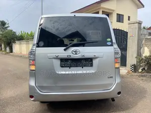 Toyota Voltz 2008 Silver