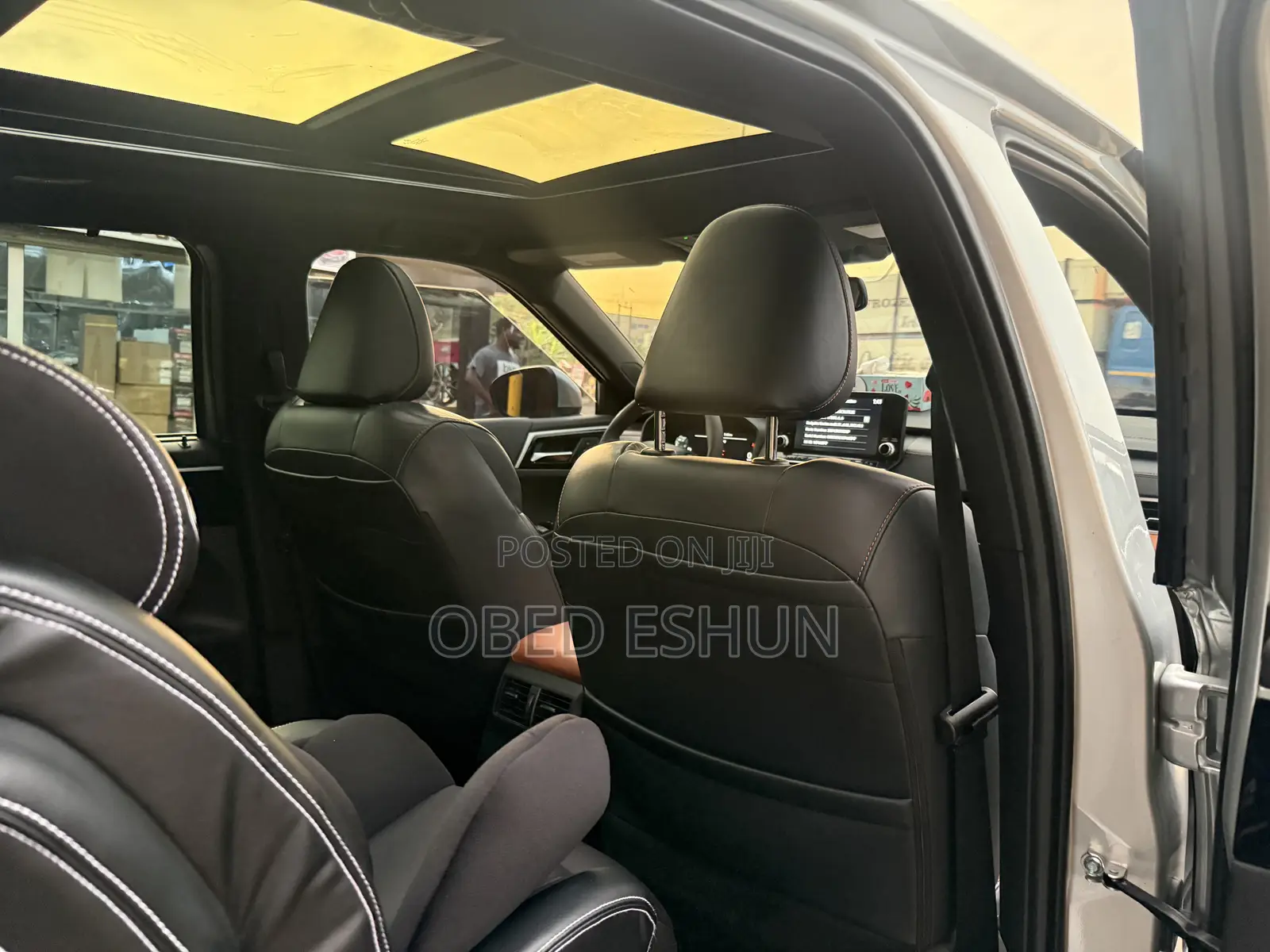 Mitsubishi Outlander SEL Launch Edition 2022 Silver