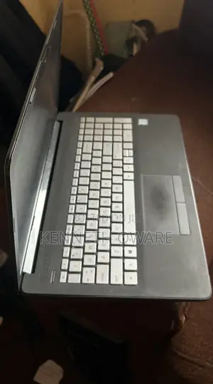 Laptop HP 250 G7 4GB Intel Core i3 HDD 4T