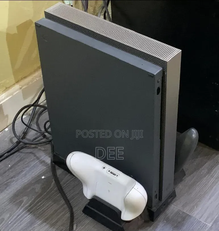 Xbox One X