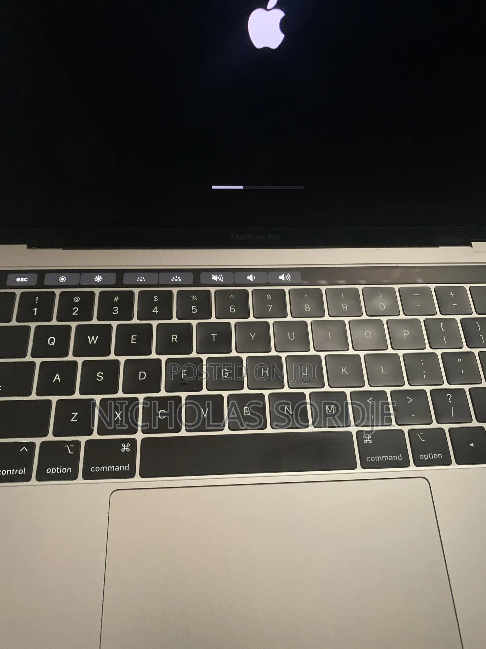 Laptop Apple MacBook Pro 2018 8GB Intel Core i5 SSD 512GB