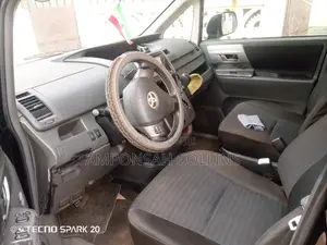 Toyota Voxy 2013 Black