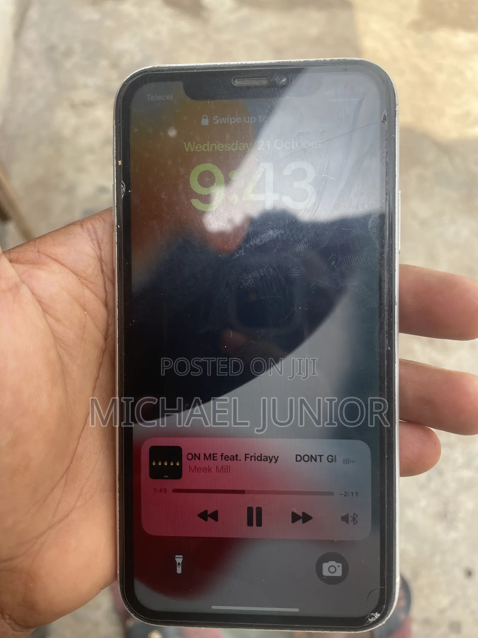 Apple iPhone XR 64 GB White