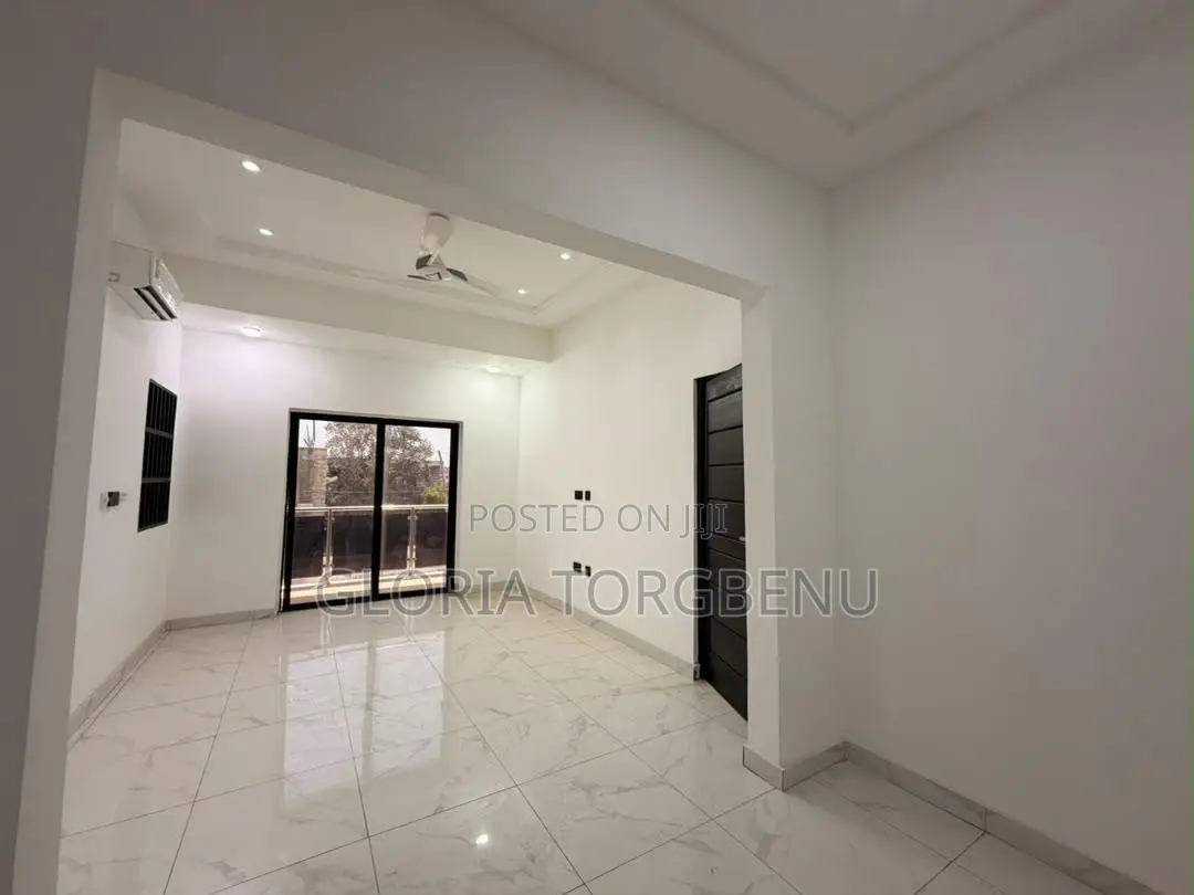 4bdrm House in Ashaley Botwe for sale