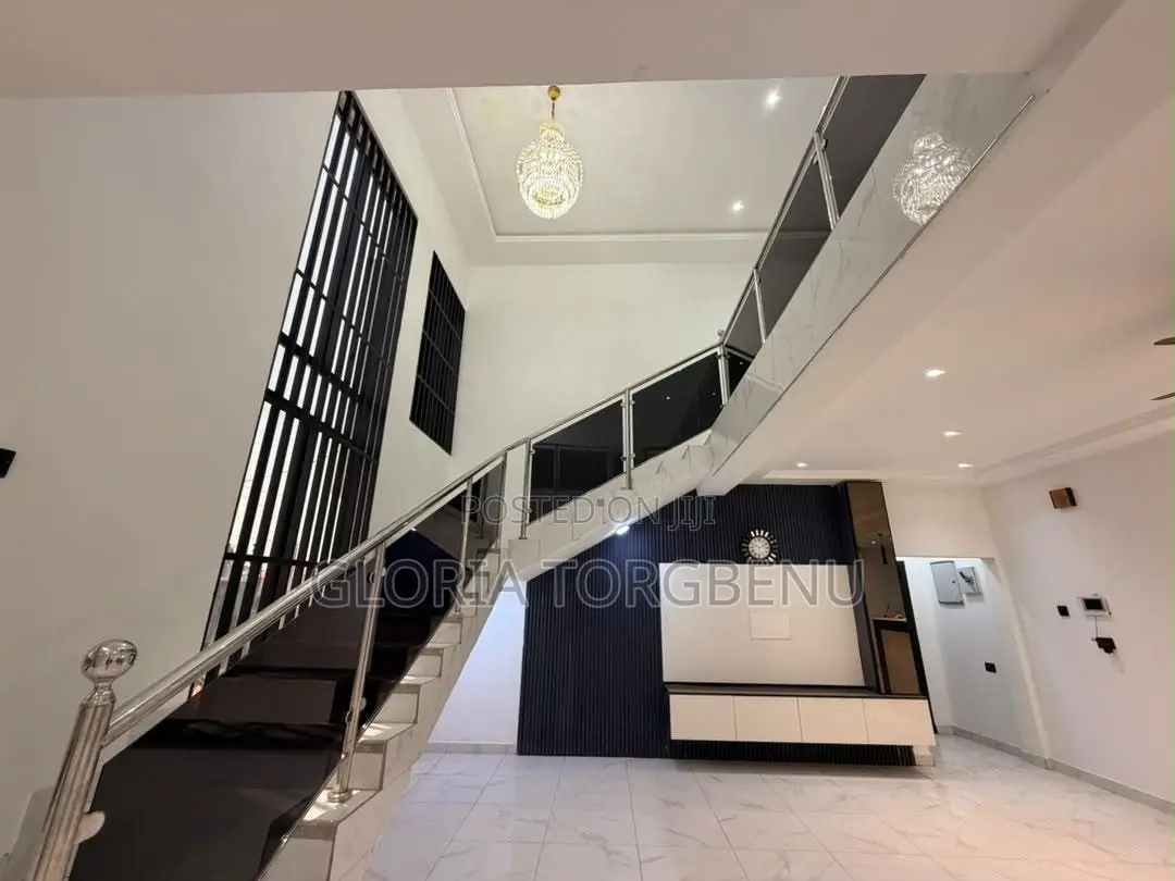 4bdrm House in Ashaley Botwe for sale