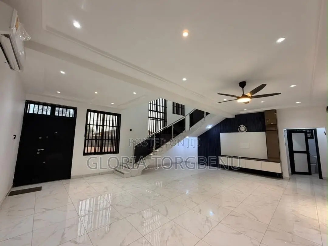 4bdrm House in Ashaley Botwe for sale