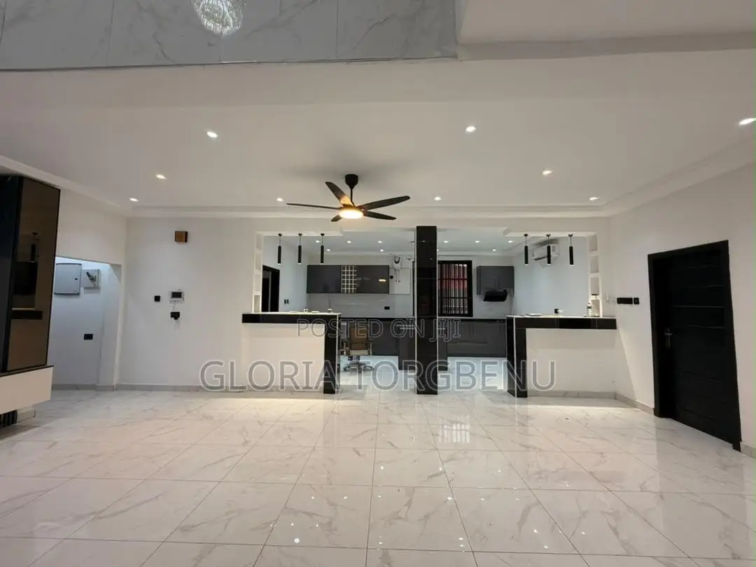 4bdrm House in Ashaley Botwe for sale