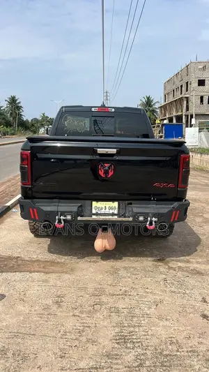 RAM 1500 2019 Black