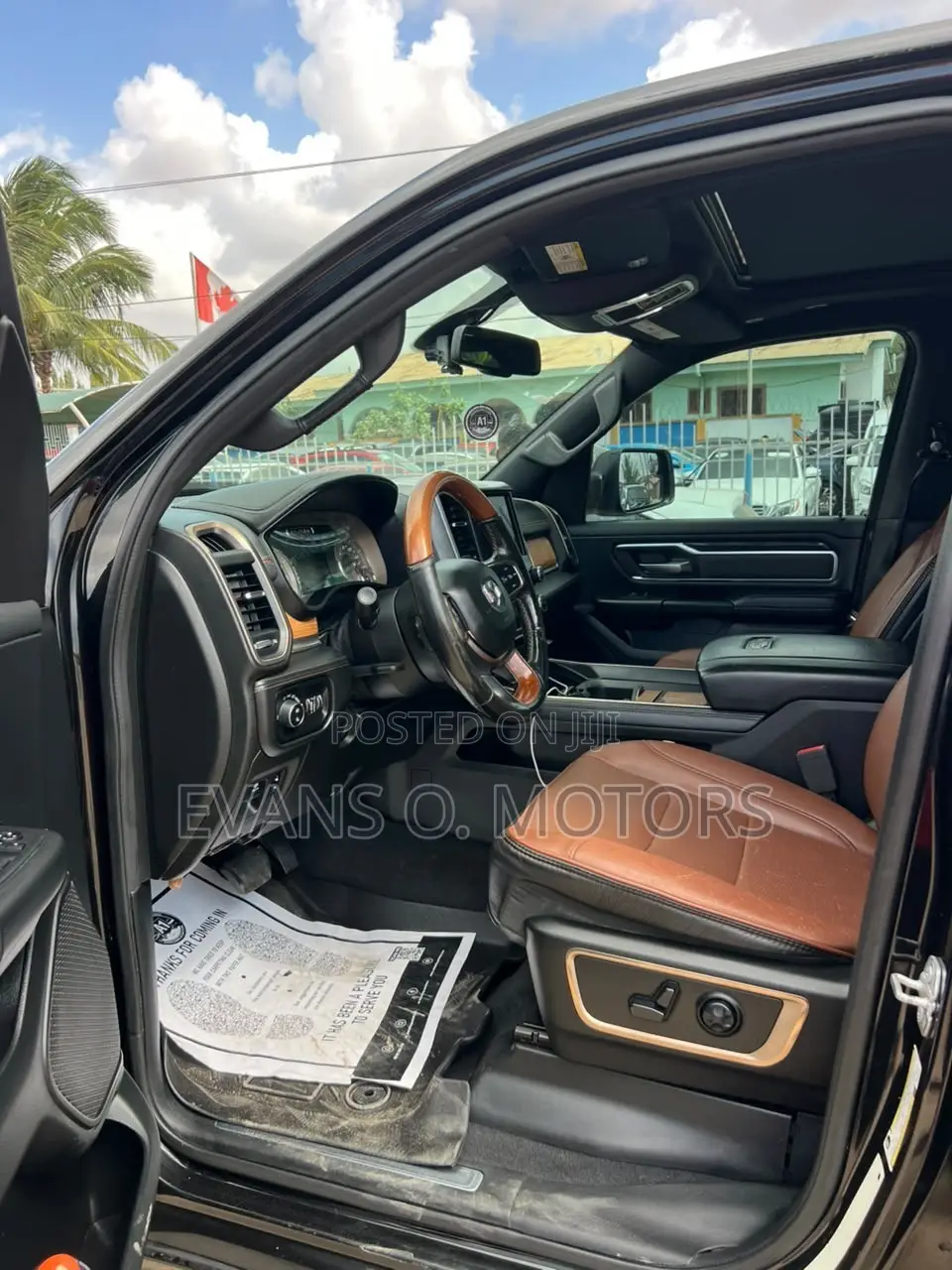 RAM 1500 2019 Black