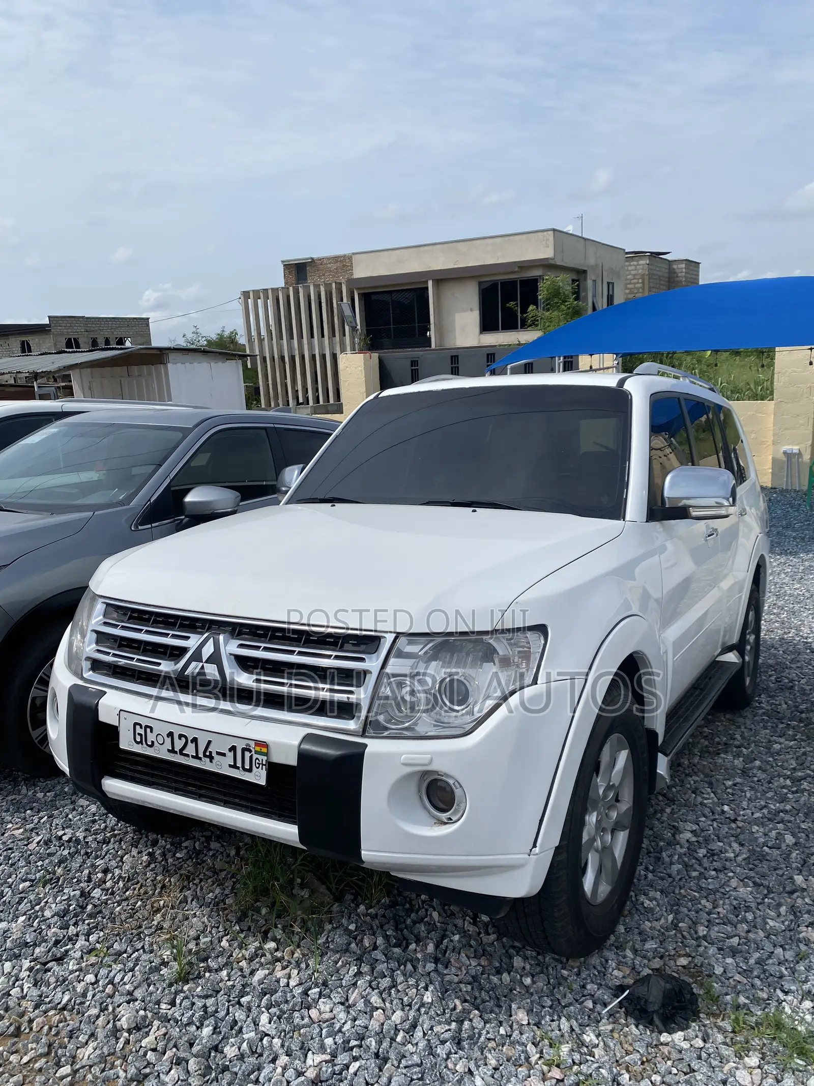 Mitsubishi Pajero 2010 White