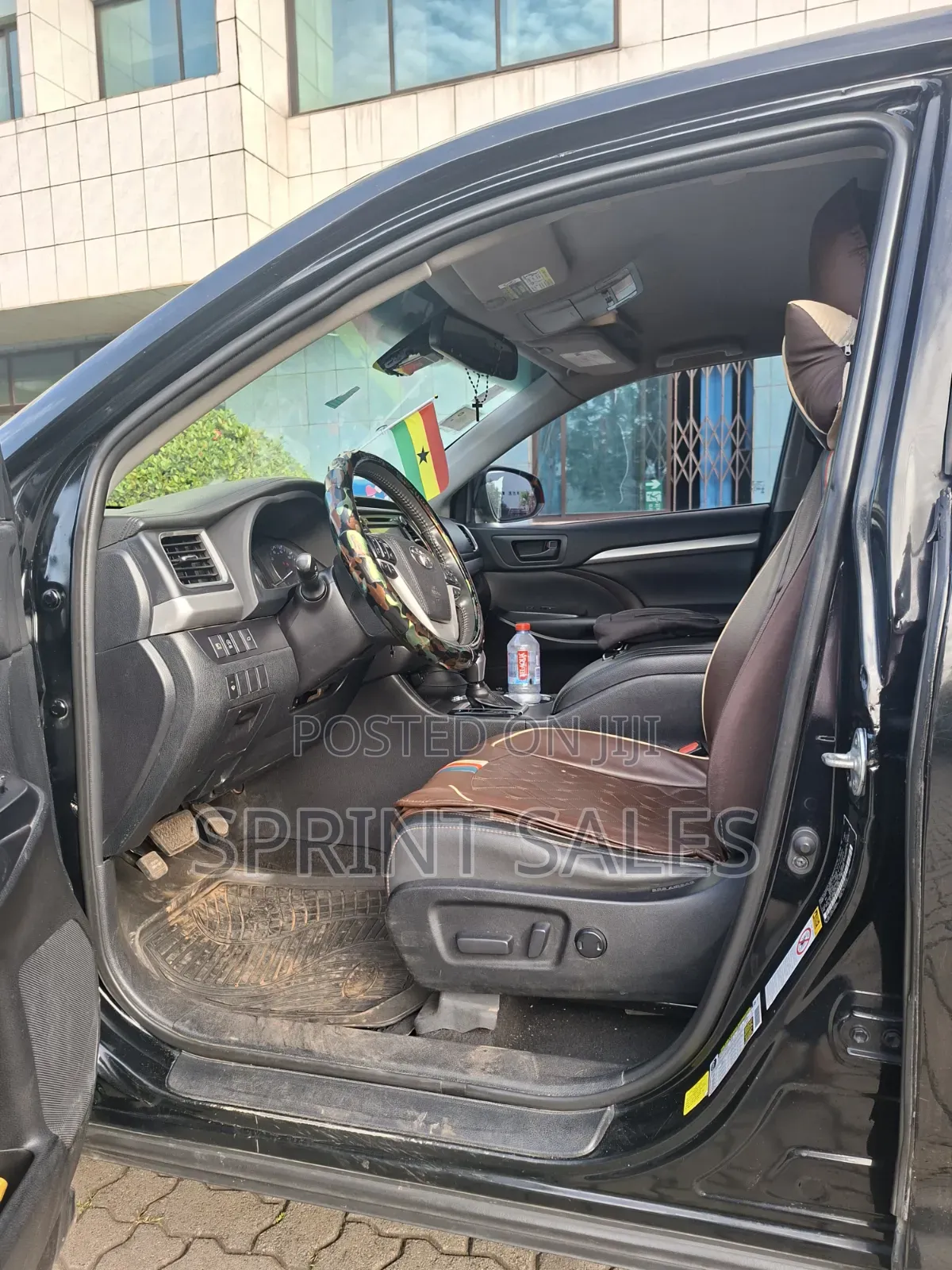 Toyota Highlander LE Plus 2019 Black