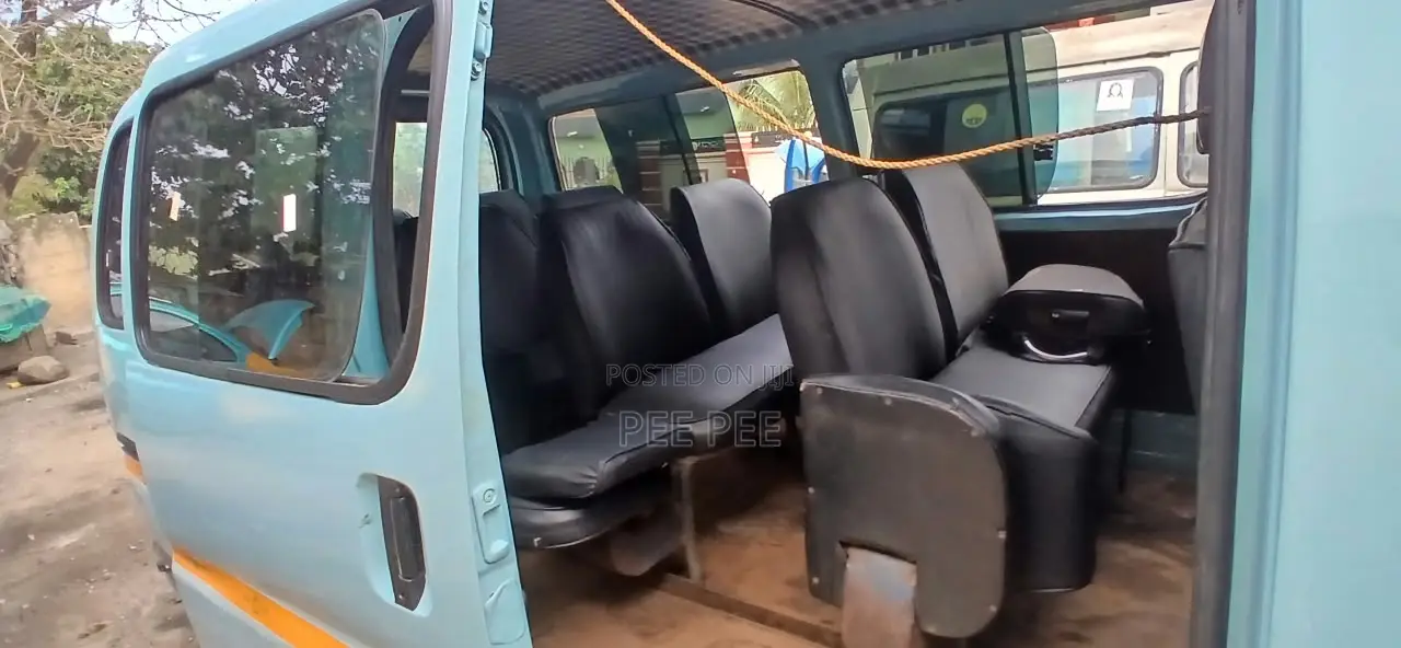 Toyota HiAce 2012 Grey