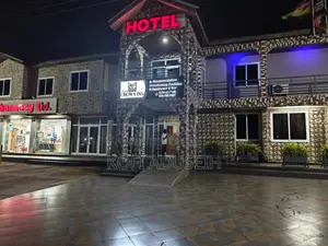 COOK WANTED – HOTEL Bar/Restaurant Need Staff