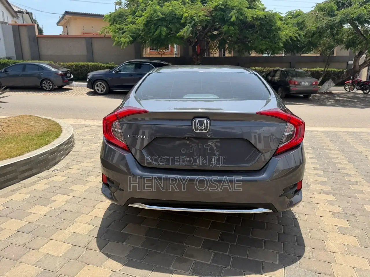 Honda Civic EX-L Sedan 2019 Gray