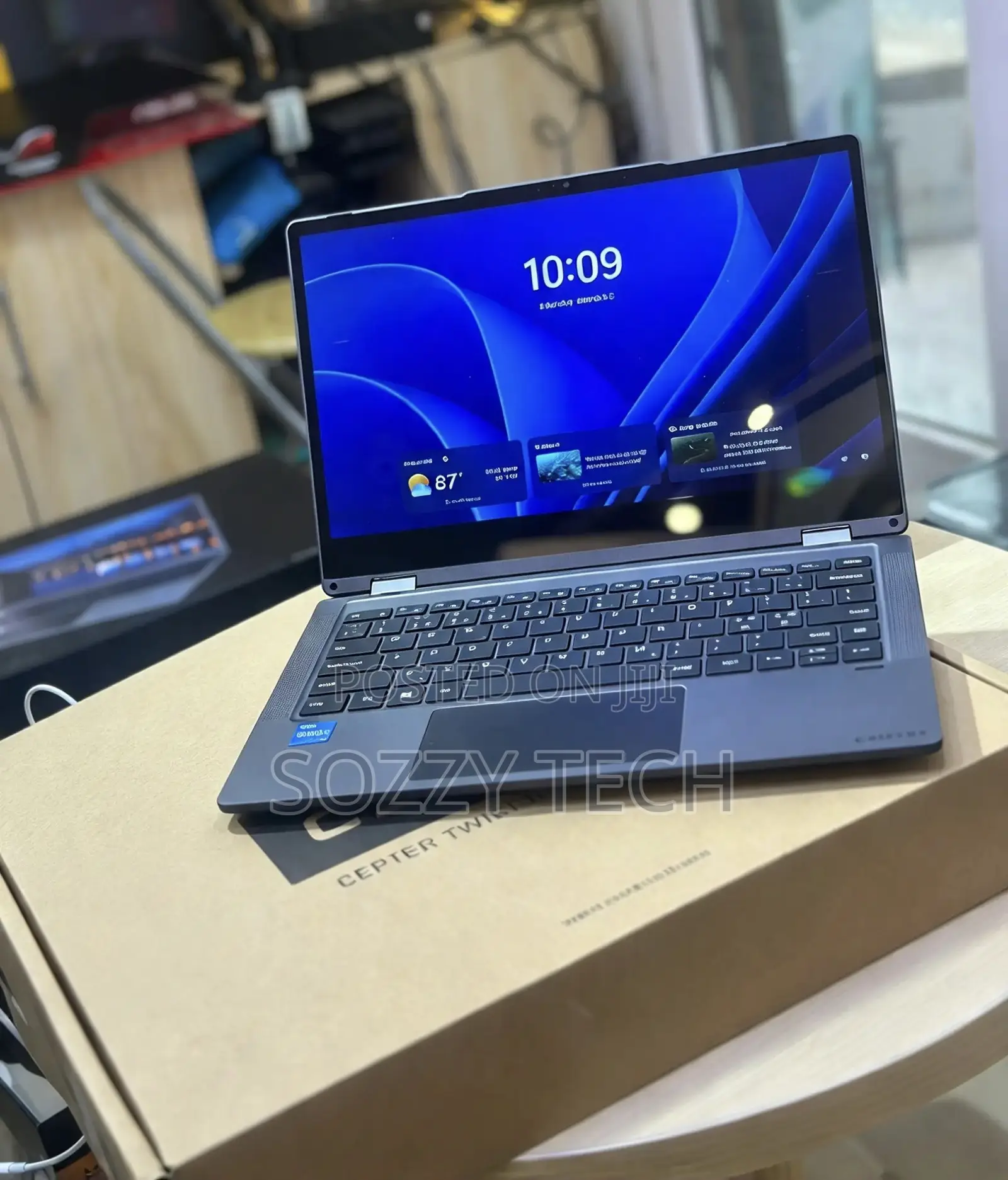 New Laptop 8GB Intel Core i3 SSD 256GB