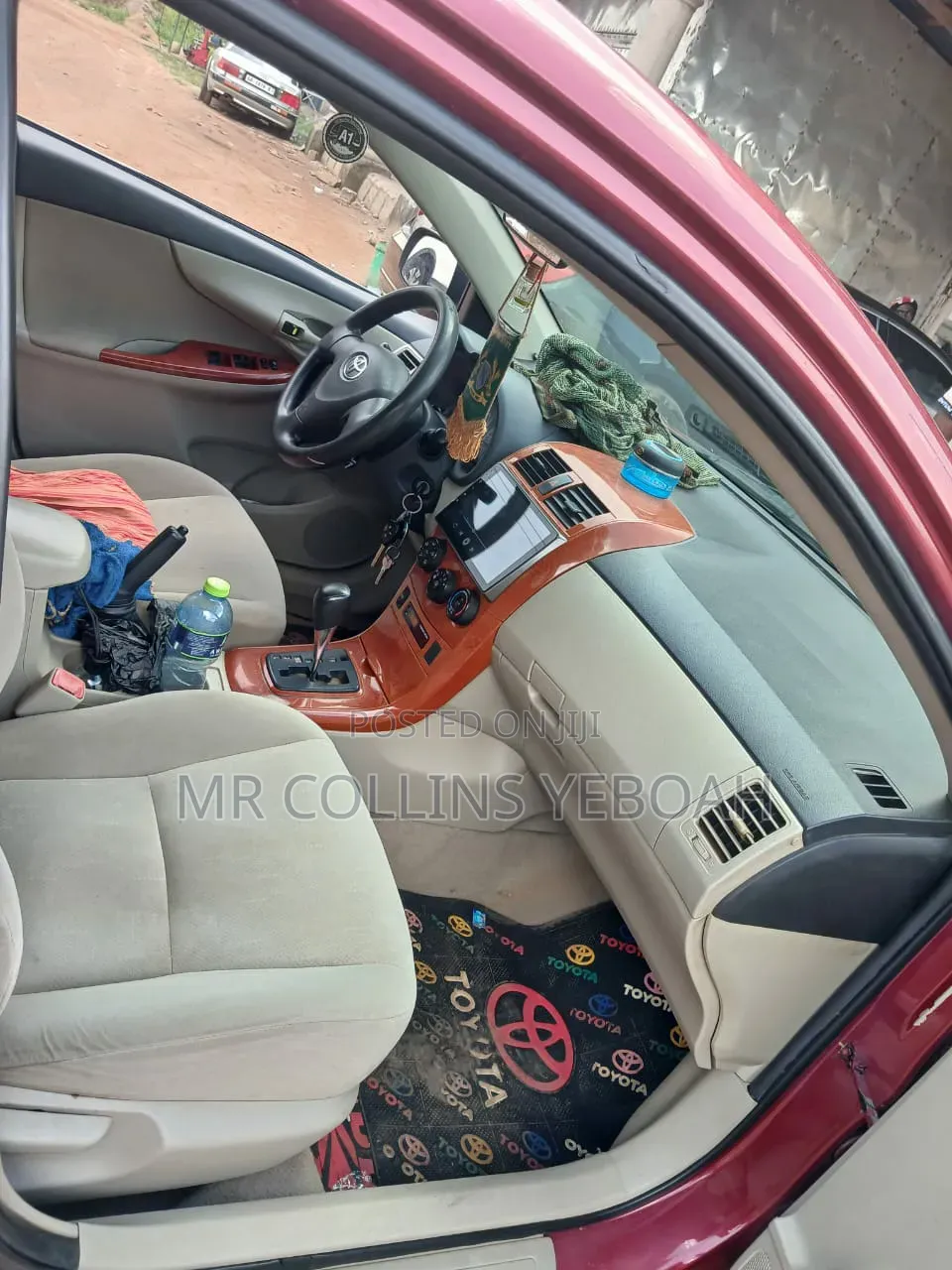 Toyota Corolla LE 4dr Sedan (1.8L 4cyl 4A) 2012 Red