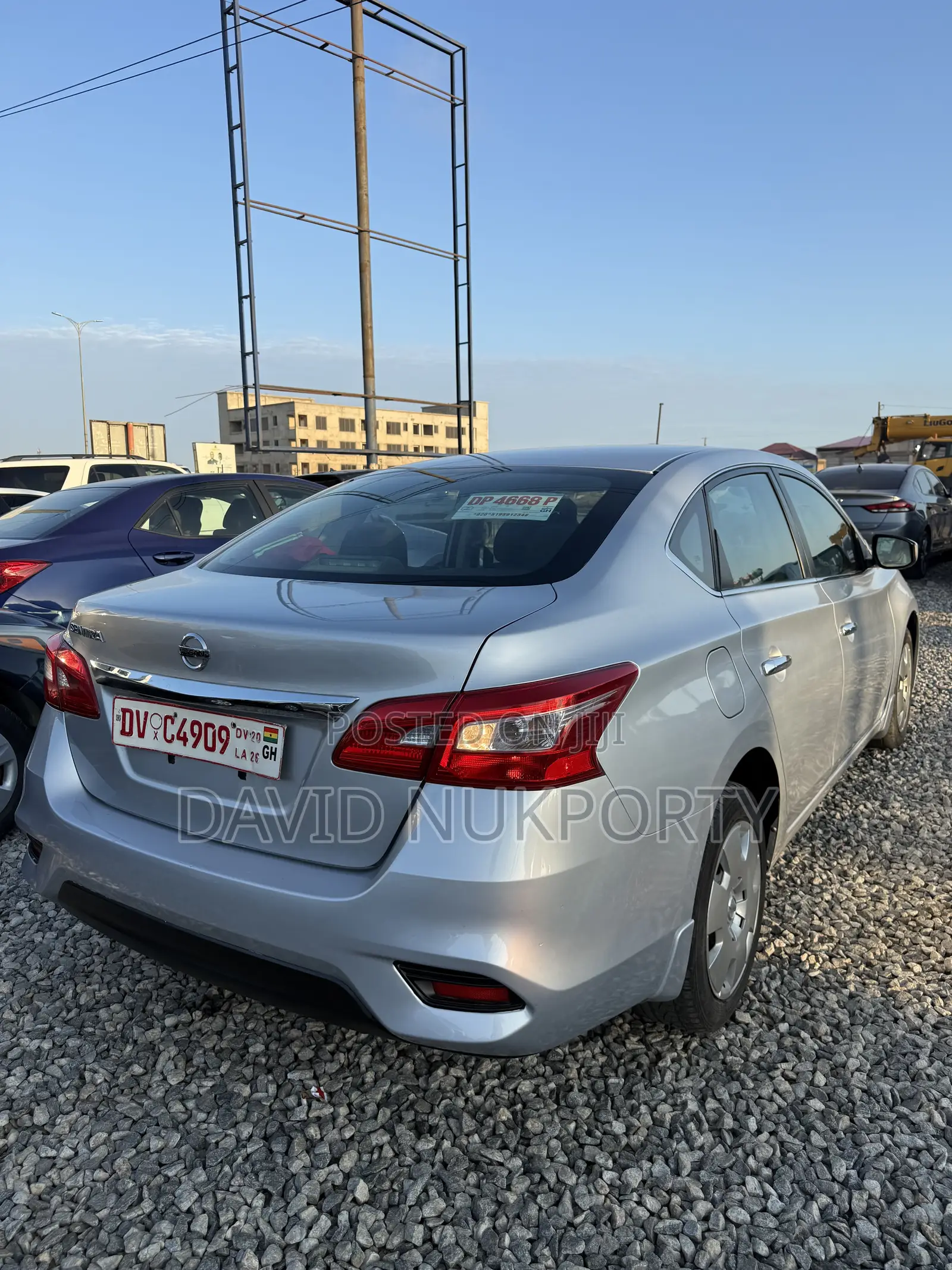 Nissan Sentra 2018 Silver